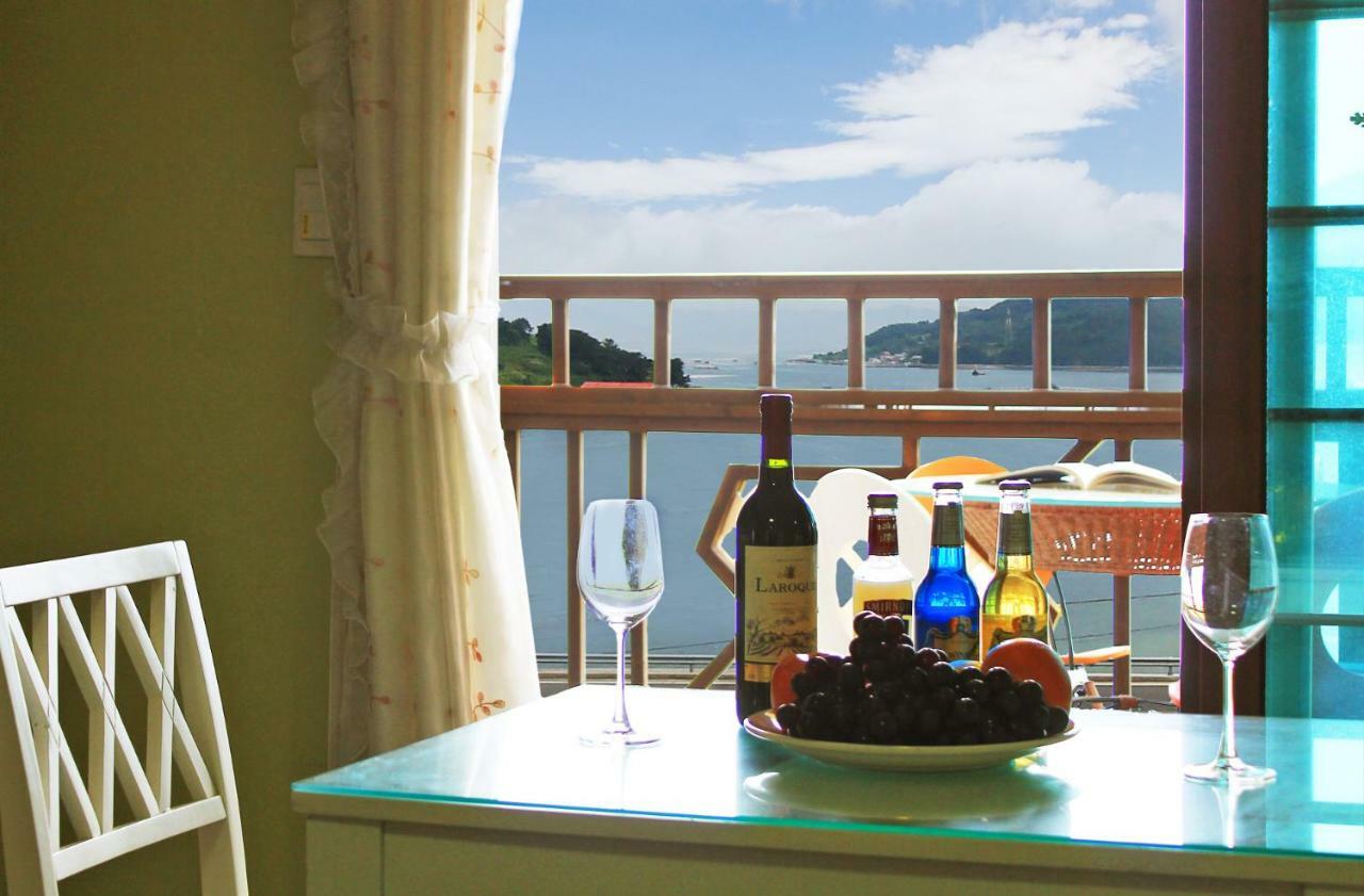 Tongyeong Paper Island Pension Bagian luar foto
