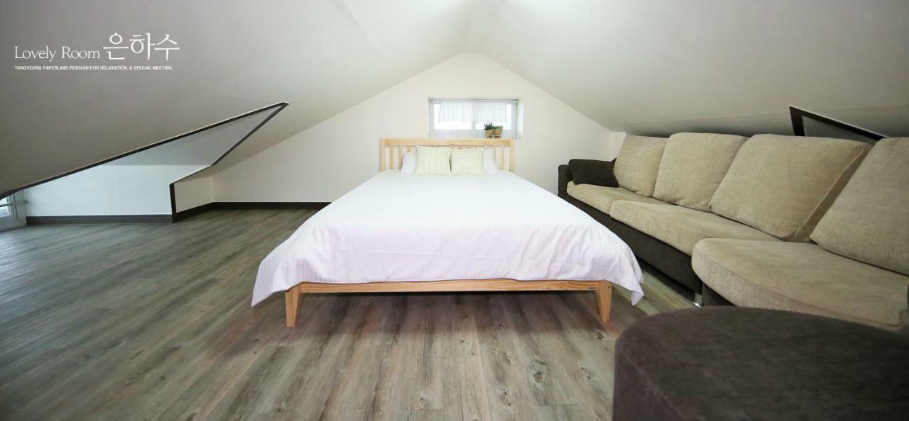 Tongyeong Paper Island Pension Bagian luar foto