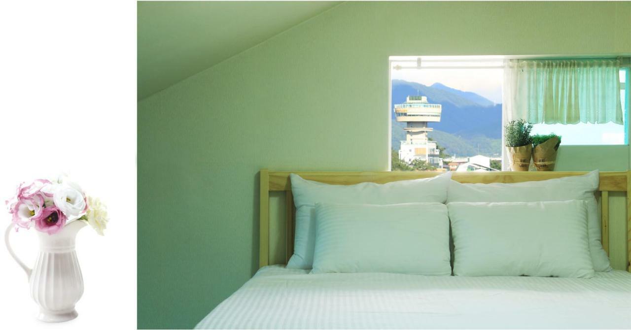Tongyeong Paper Island Pension Bagian luar foto
