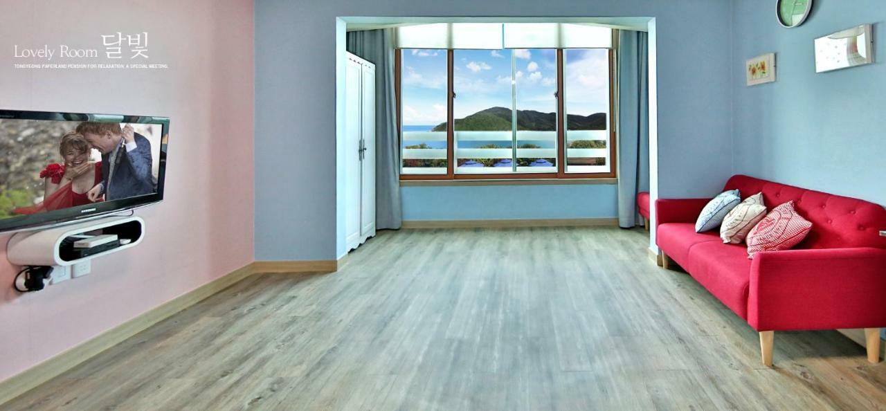 Tongyeong Paper Island Pension Bagian luar foto